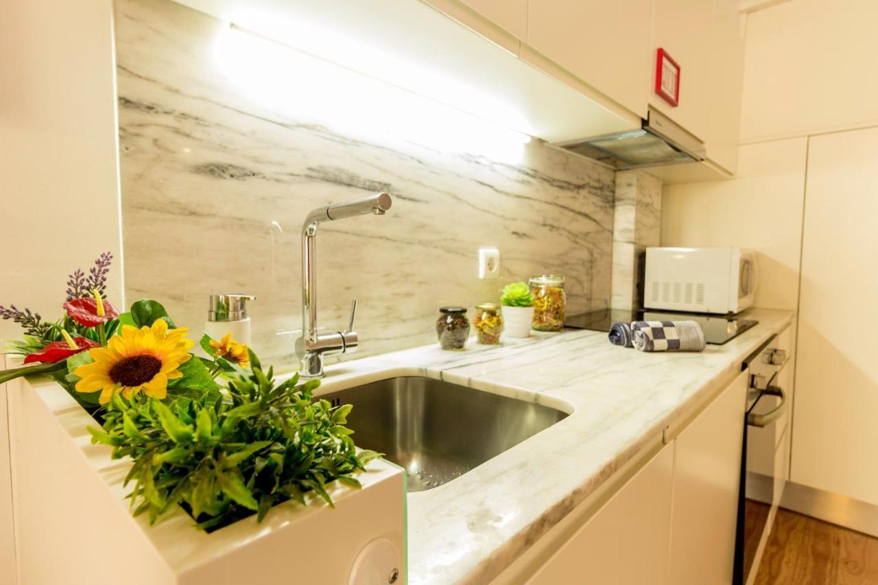 Guest H4U - Bonjardim Terrasse Center Apartment Порто Екстериор снимка